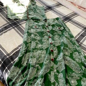 NWOT CAROLINE Boutique outfit Linen